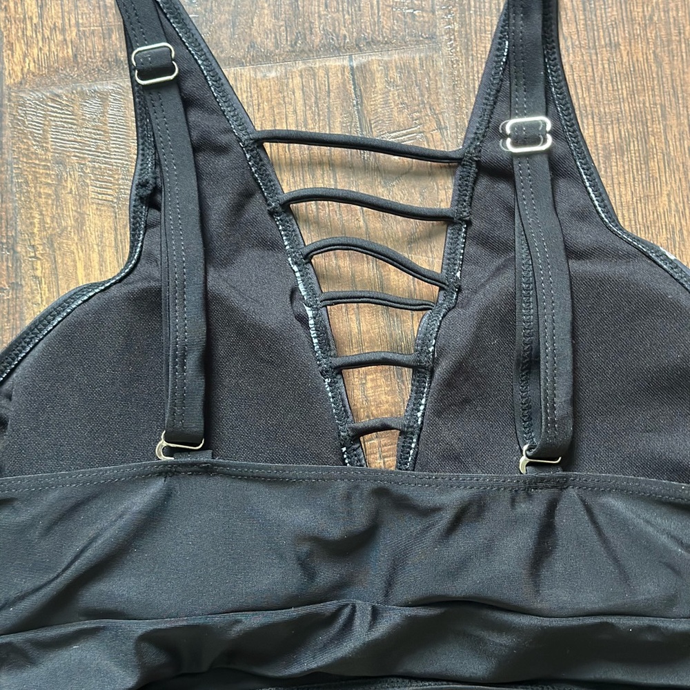 Two piece swimsuit XXL black with flowers - Picture 5 of 6